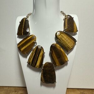 Harlow tigers eye